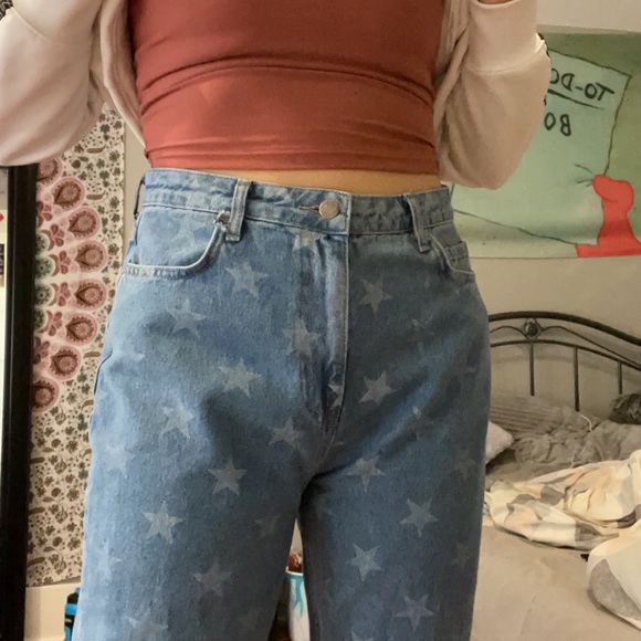 Nasty Gal Star High Waisted Mom Jeans - Picture 3 of 4